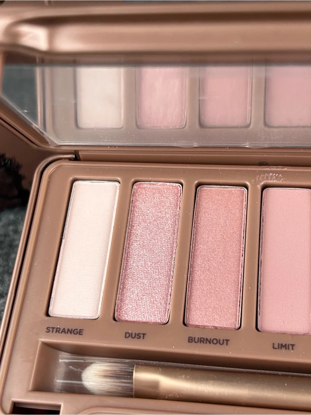 Urban Decay Naked 3 Eyeshadow Palette 12 Rose Neutral Shades ~New in Damaged Box